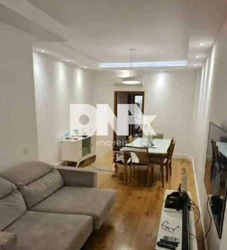 Apartamento - / Residencial / Copacabana