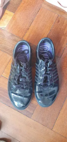 Tenis sapato adidas tam 38