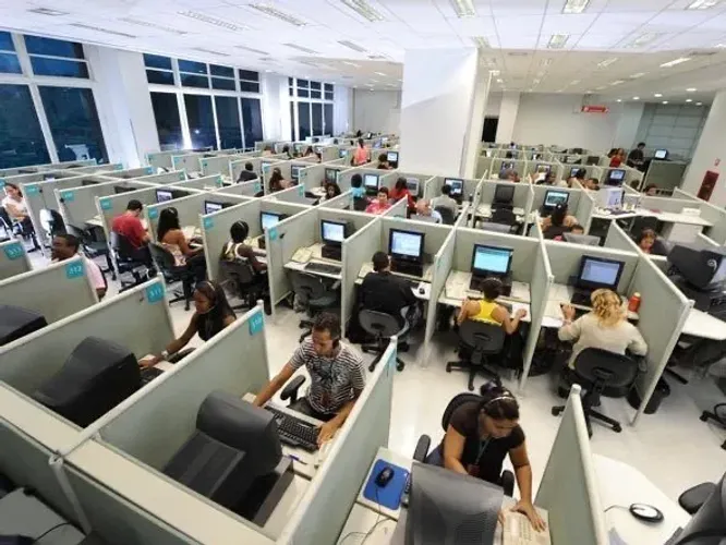 Móveis sob medida para call center 