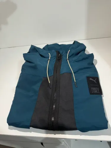 Jaqueta corta vento puma nova com etiqueta 