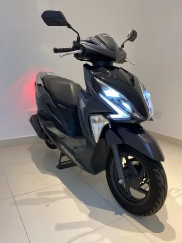 Honda Elite cinza, ótima para o dia a dia, a mais vendida do brasil aceitamos cartão 21x