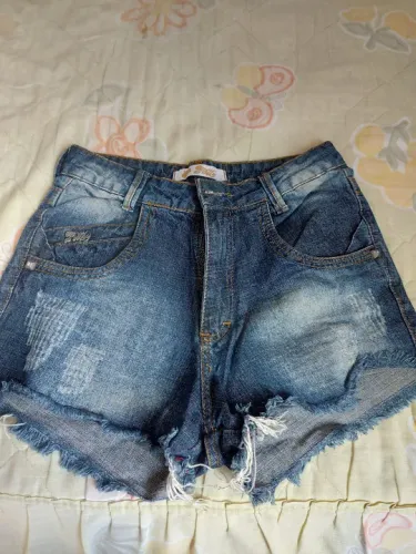 Short jeans seminovo