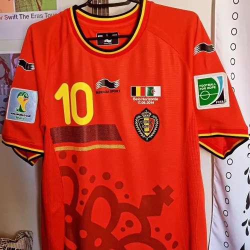 Camisa seleção da Bélgica.