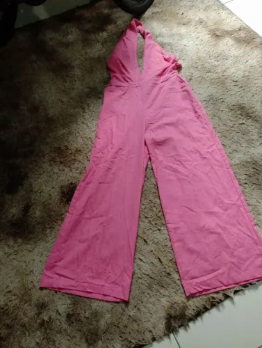 Macacão Rosa Feminino Estiloso