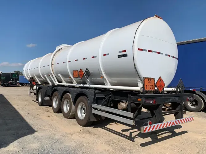 TANQUE 4 EIXOS LIBRELATO 2024