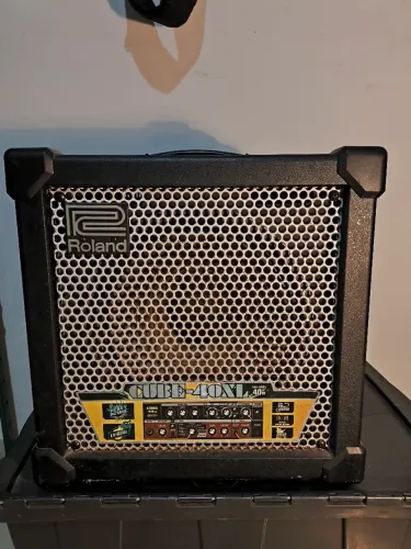 Roland Cube 40XL Amplificador de Guitarra