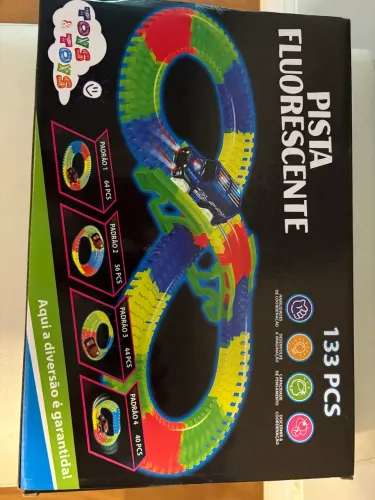 Brinquedo - Pista fluorescente 133 peças