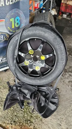 Estepe fino Mercedes Amg aro 19 original pneu 155 80 19 Continental 