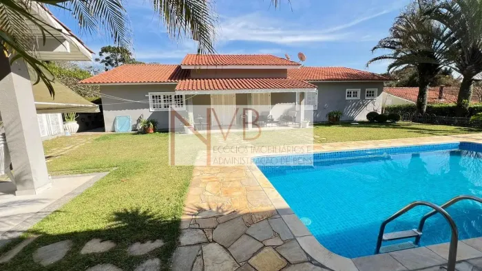 Casa térrea RARIDADE - Cond Saint Georges Km 28,5 - Cotia