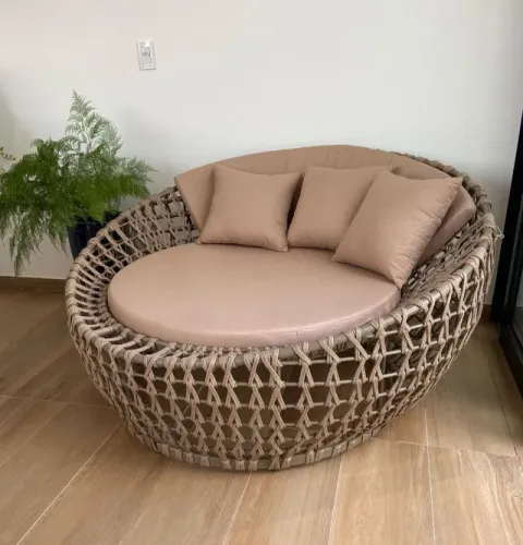 Chaise alto padrão para área externa