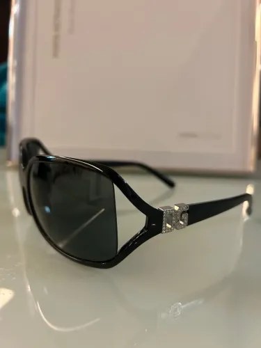 Óculos de Sol Dolce & Gabbana DG com Detalhes em Strass