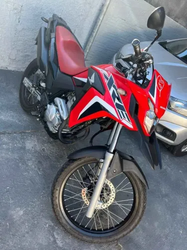 Honda XRE 300 rally ( parcelado em Itabaiana)