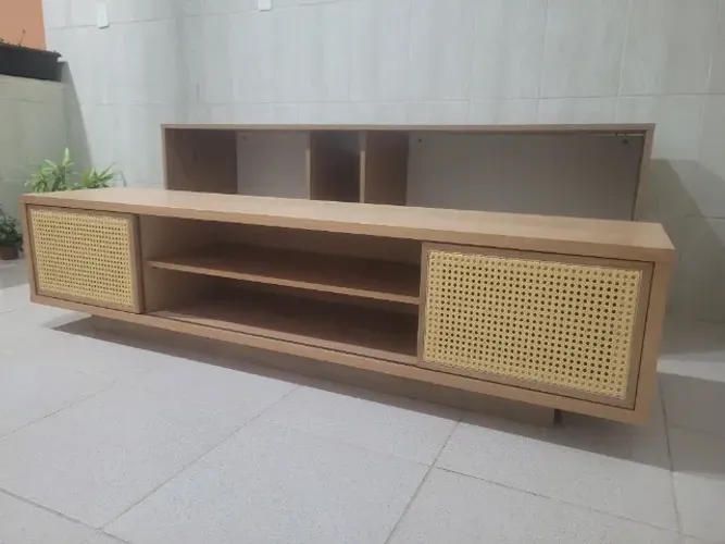 RACK 2 PORTAS DE CORRER 1,80 M X 40 CM COM PALHINHA ARES - Leia a descrição