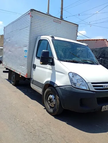 Mudança carreto frete 