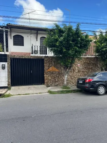 ALUGUEL DE CASA COMERCIAL COM MAIS DE 7 SALAS TODAS COM BANHEIRO SALAS EQUIPADAS BOA VIAGE
