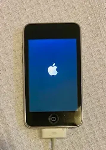 IPod 8Gb Touch com fone e carregador