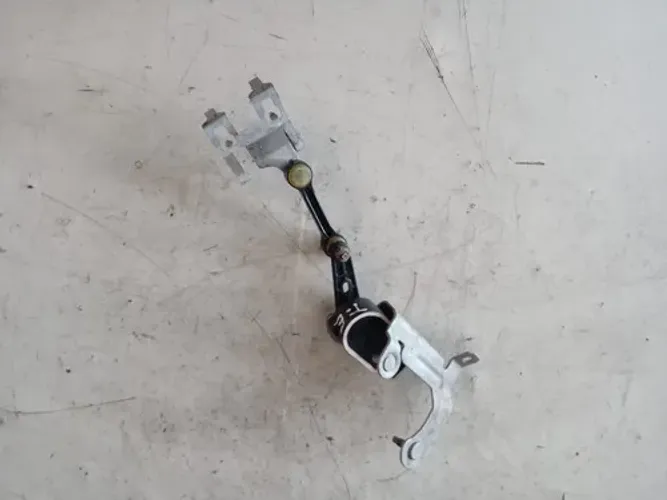 Sensor Nivel De Suspensão Mercedes C300 2.0 Estate 2017 8049