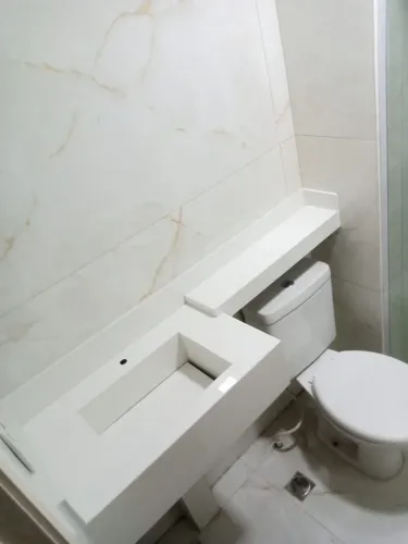 Pias de porcelanato com extensão de braço