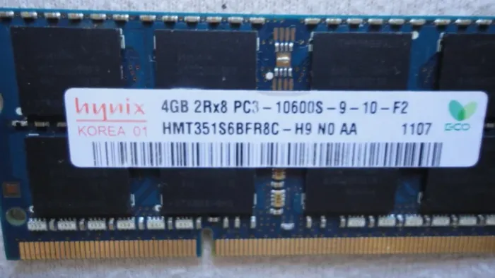Memória Winhik ddr3 4gb de notebook 1600mh perfeita