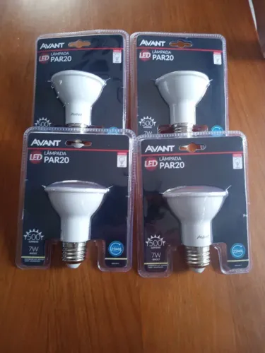 Kit 4 Lâmpadas LED PAR20 7W 4000K - Novas