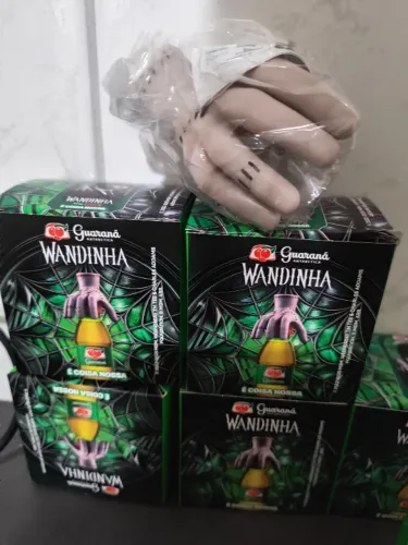 Mãozinha Wandinha 