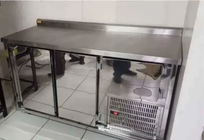 Balcão de serviço 1,50M refrigerado inox - Marcos