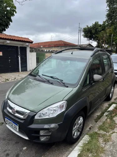 Fiat Idea Adv./ Adv.lock 1.8 Flex 5P 2011