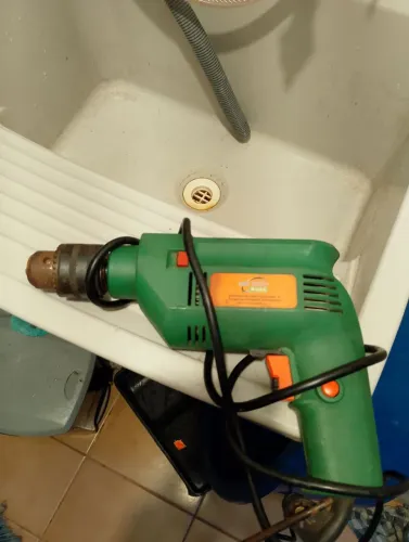 Furadeira mk teck 500w 127 volts