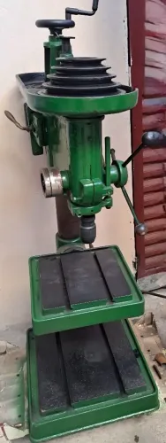 FURADEIRA DE BANCADA