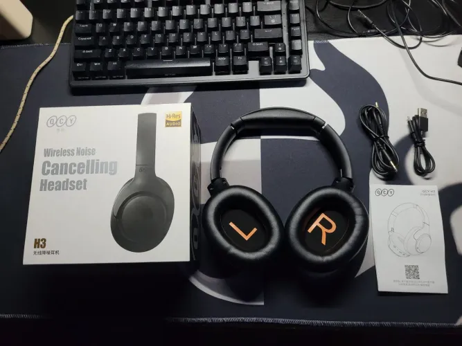QCY H3 ANC Bluetooth 5.4 Áudio Hi-Res Over Ear 43dB Cancelamento de Ruído Ativo Híbrido
