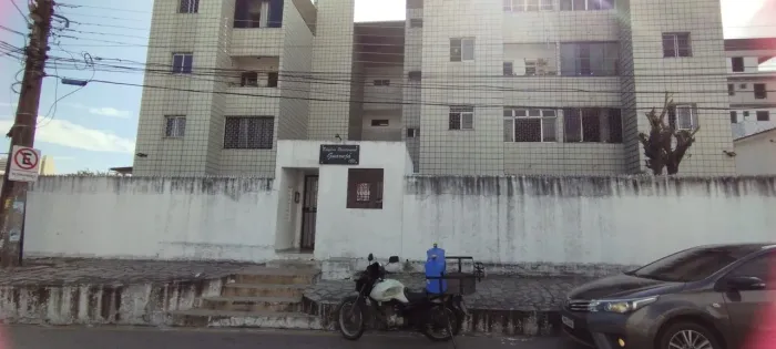 Vendo apartamento usado nos Bancários.