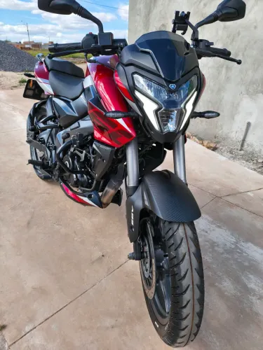 BAJAJ DOMINAR NS160