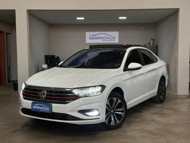Volkswagen Jetta Comfortline 1.4 TSI 16V 4P Aut. 2020