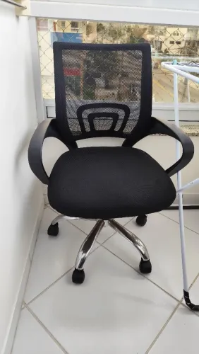 Cadeira para escritório em bom estado