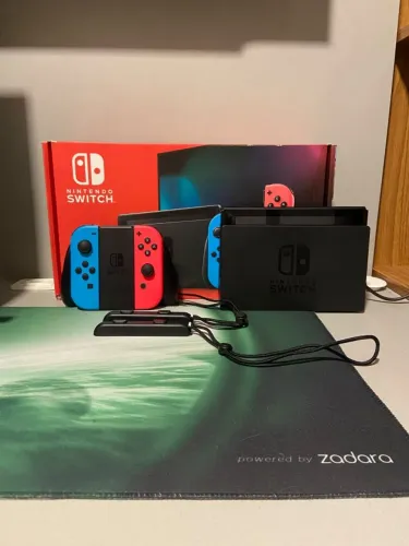 Nintendo Switch V2 - 32GB
