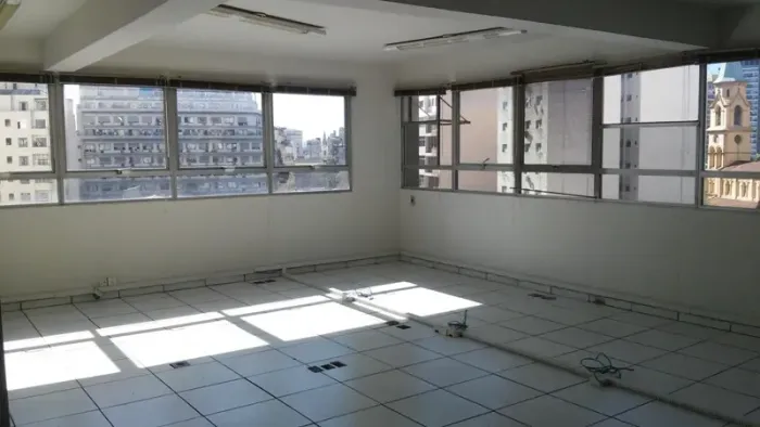 Conjunto Comercial próximo ao Metrô Santa Cecília. Ótimo preço!!!