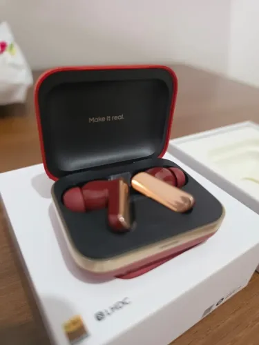 Fone Realme Buds Air 7 Pro Vermelho | Cancelamento de Ruído 53dB | Hi-Res