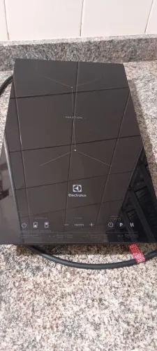 Cooktop de indução Eletrolux - excelente Estado "novo"