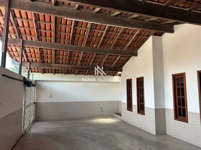 Casa com 4 quartos para alugar, 250 m² - Praia das Gaivotas - Vila Velha/ES