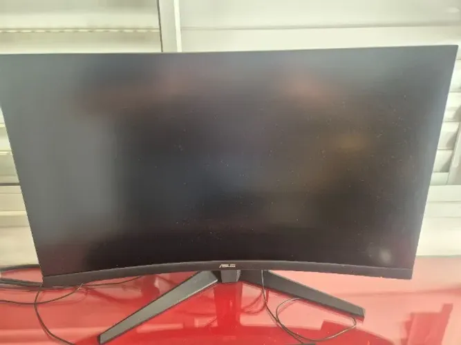 Monitor ASUS TUF 32" 165Hz