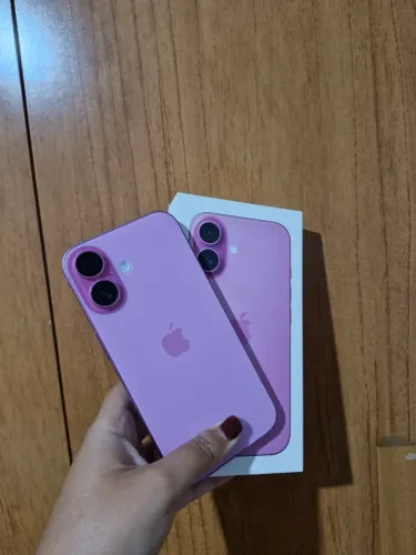 iPhone 16 impecável sem peças trocadas com caixa