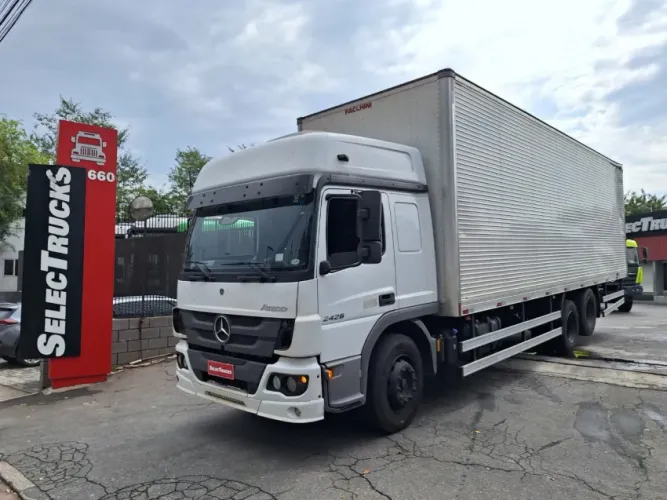 Mercedes benz Atego 2426 6x2 22/22 bau 8.5mts Selectrucks