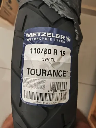 Pneu dianteiro de moto, Metezeler (importado)
