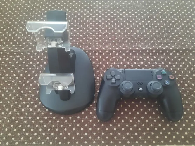 Controle de PS4 + base de carregamento
