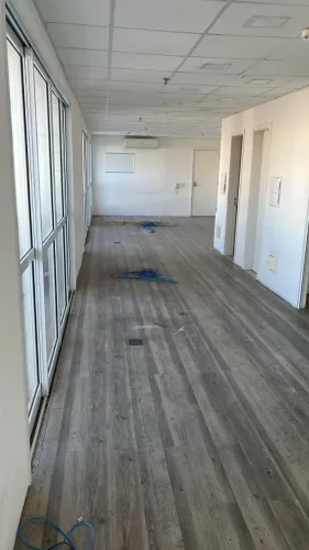 Sala comercial na Avenida Marquês de São Vicente, 576 - Cj.1106. e Cj.1107 80 m²