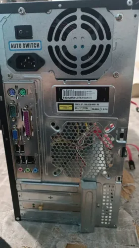 ? Gabinete CPU para Reaproveitamento - Leia a Descrição