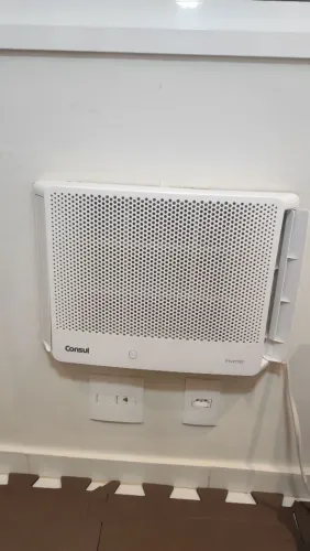 Ar condicionado Janela 7 mil btus INVERTER 127 ou 220v.