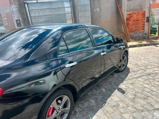 Toyota Corolla GLI 1.8 Flex 16V Aut. 2013