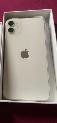 Celular iPhone 11 normal 64 gb semi