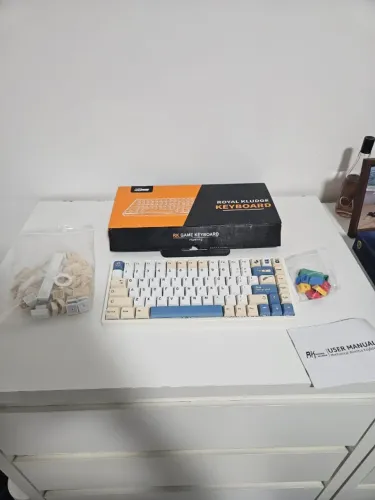 Teclado Mecânico sem fio - Royal Kludge RK84